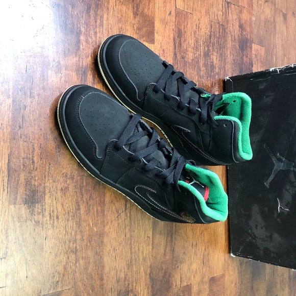 Jordan mids classic sz 6.5y - Picture 6 of 7